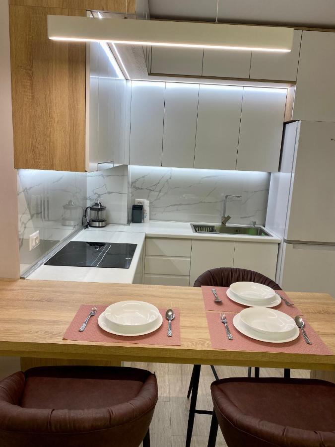 Lovely Apartment Тирана Экстерьер фото